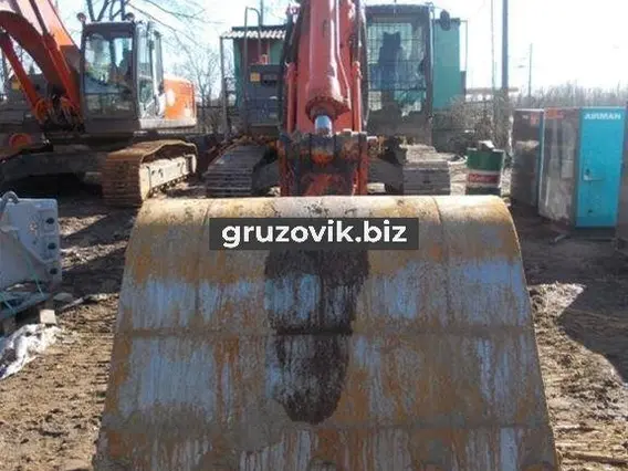 Экскаватор Hitachi ZX240 2012 года б/у фото 3
