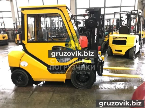 Вилочный погрузчик Komatsu FD25T-16 2005 года б/у