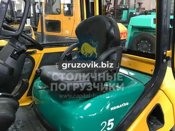 Вилочный погрузчик Komatsu FD25T-16 2005 года б/у фото 5