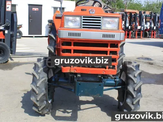 Трактор Kubota L1-225D 2002 года б/у фото 3