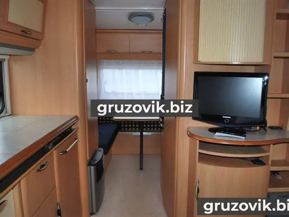 Жилой прицеп Hymer ERIBA SWING 2002 года б/у фото 2