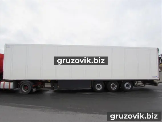 Полуприцеп-рефрижератор Schmitz Cargobull 2008 года б/у