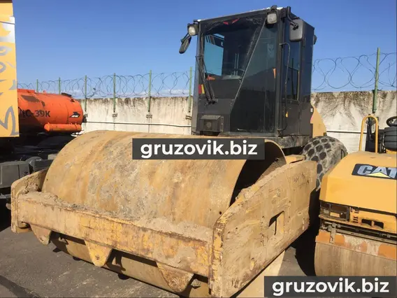 Дорожный каток Caterpillar CS533E 2008 года б/у