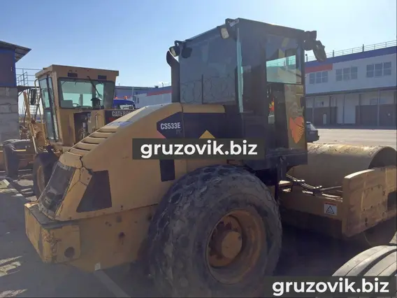 Дорожный каток Caterpillar CS533E 2008 года б/у фото 3