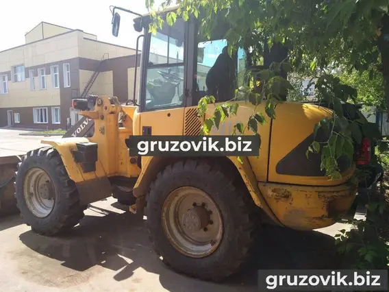 Фронтальный погрузчик Volvo L45B 2008 года б/у фото 4