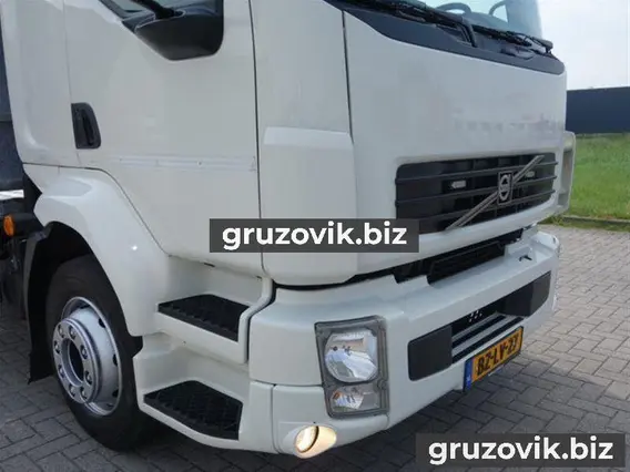 Эвакуатор Volvo A30D 2011 года б/у фото 5