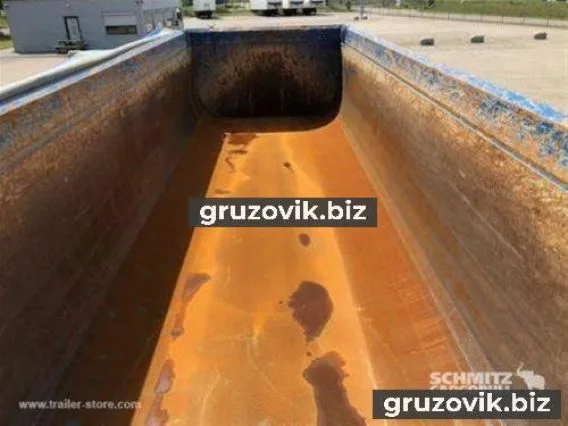 Самосвальный полуприцеп Schmitz Cargobull 2017 года б/у