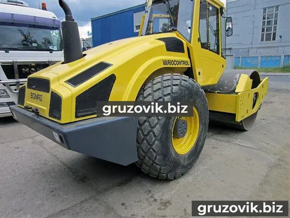 Дорожный каток Bomag BW 213 DH4 2008 года б/у