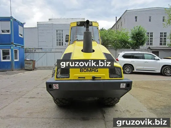 Дорожный каток Bomag BW 213 DH4 2008 года б/у фото 4