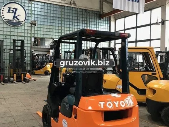 Вилочный погрузчик Toyota 02-7FD18 2005 года б/у фото 4
