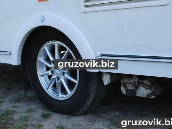 Жилой прицеп Lunar CLUBMAN SI 2013 года б/у фото 8