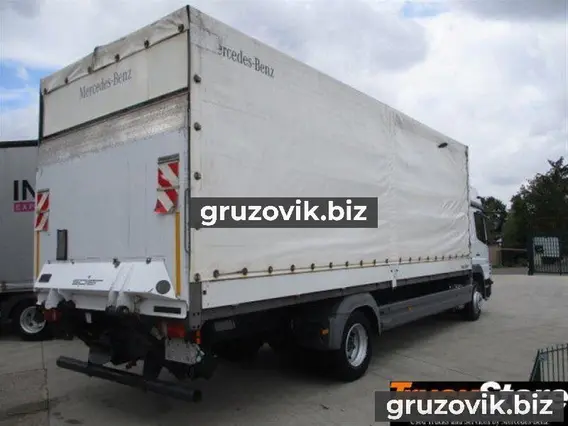 Тентованный грузовик Mercedes-Benz Atego 1229 2011 года б/у