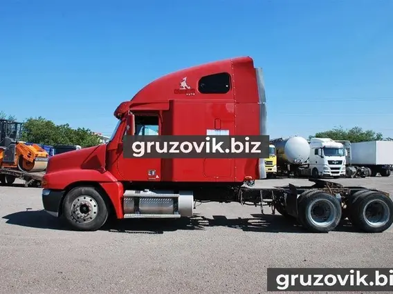 Тягач Freightliner Century Class S/T 2003 года б/у