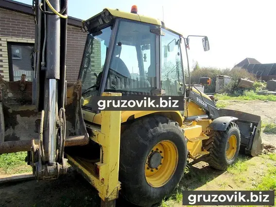 Экскаватор-погрузчик Volvo BL71 2007 года б/у фото 3