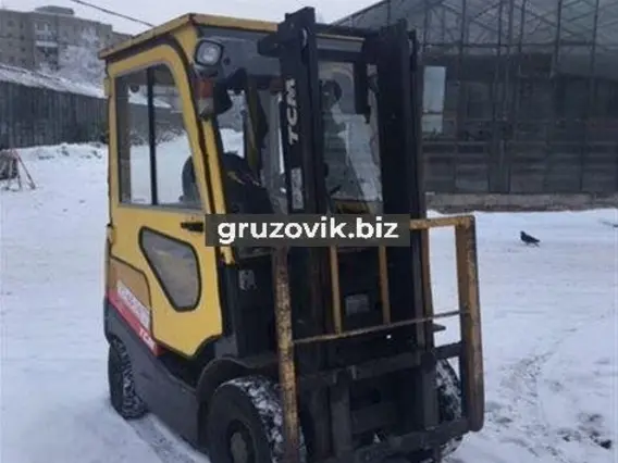 Вилочный погрузчик TCM FHD15T3Z 2011 года б/у фото 2