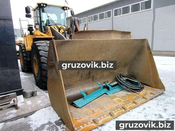 Фронтальный погрузчик Volvo L220G 2015 года б/у фото 2