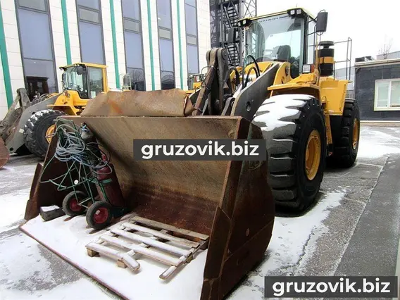 Экскаватор Volvo L220F 2012 года б/у