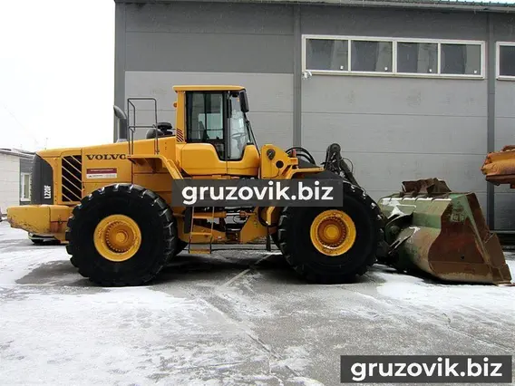 Экскаватор Volvo L220F 2012 года б/у фото 2