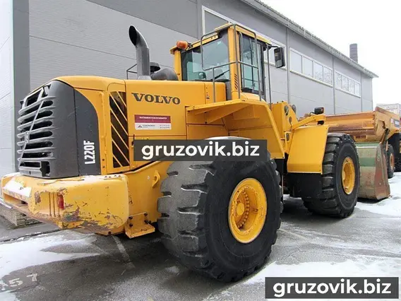 Экскаватор Volvo L220F 2012 года б/у фото 3
