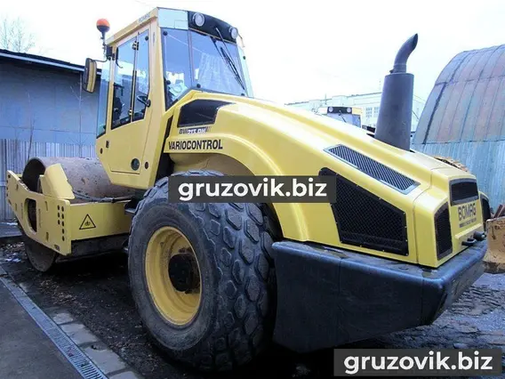 Дорожный каток Bomag BW 213 DH4 2013 года б/у фото 3
