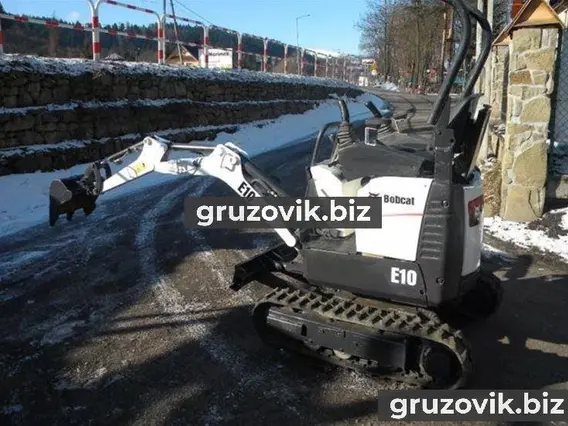 Экскаватор Bobcat E10 2015 года б/у