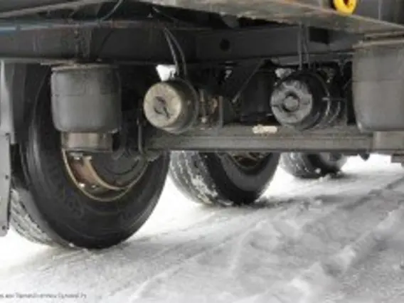 Шторный полуприцеп Krone Coil Liner 2012 года новый фото 3