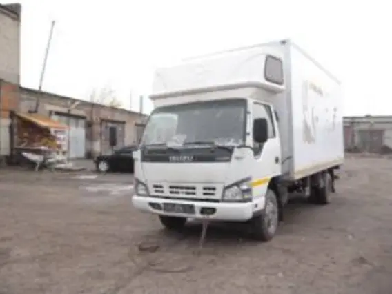 Автофургон Isuzu NQR 2007 года б/у