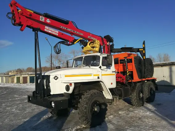 Лесовоз Урал 43204 2018 года новый