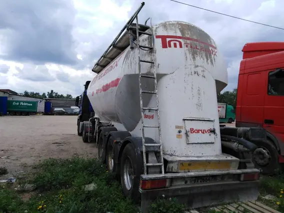 Полуприцеп-цементовоз Baryval CB/3AL 2007 года б/у
