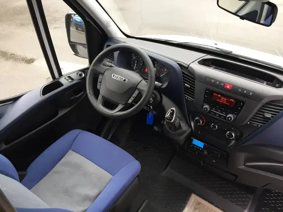 Микроавтобус IVECO Daily 50C15V 2018 года новый фото 7
