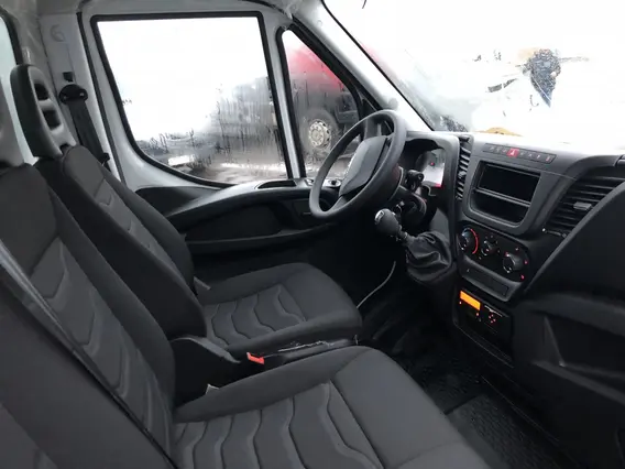 Автофургон IVECO Daily 50C15 2018 года новый фото 4