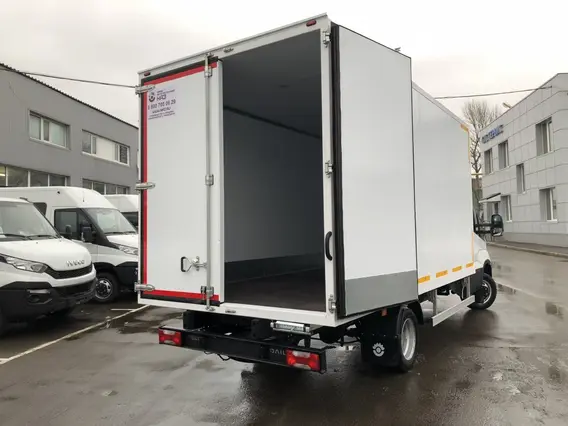 Изотермический фургон IVECO Daily 35C15 2018 года новый фото 3