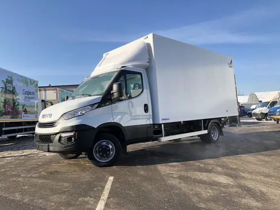 Изотермический фургон IVECO Daily 50C15 2018 года новый