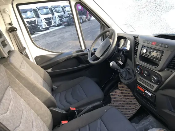 Изотермический фургон IVECO Daily 50C15 2018 года новый фото 5