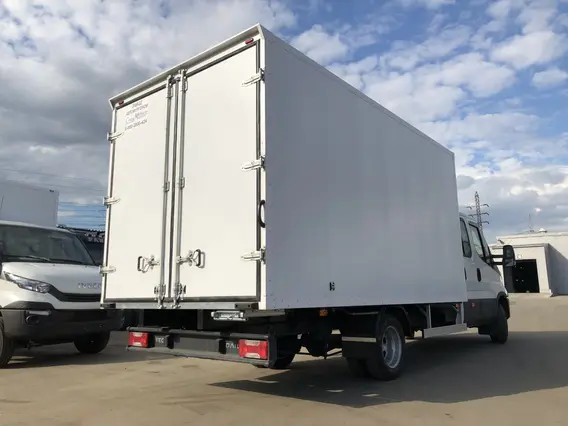 Автофургон IVECO Daily 50C15D 2018 года новый фото 3