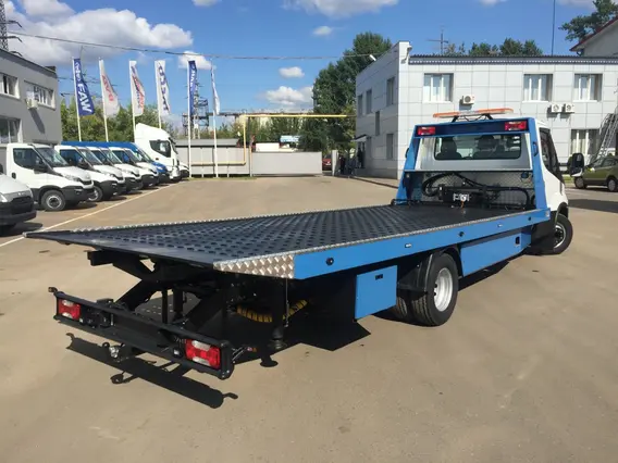 Эвакуатор IVECO Daily 2023 года новый фото 3