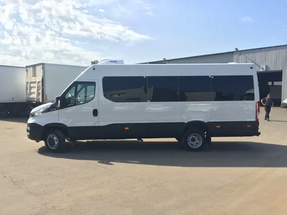 Микроавтобус IVECO Daily 50C15V 2018 года новый фото 2