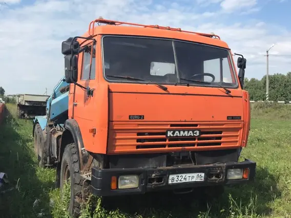 Тягач с КМУ Камаз 44108 2005 года б/у