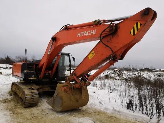 Экскаватор Hitachi ZX240-5G 2014 года б/у