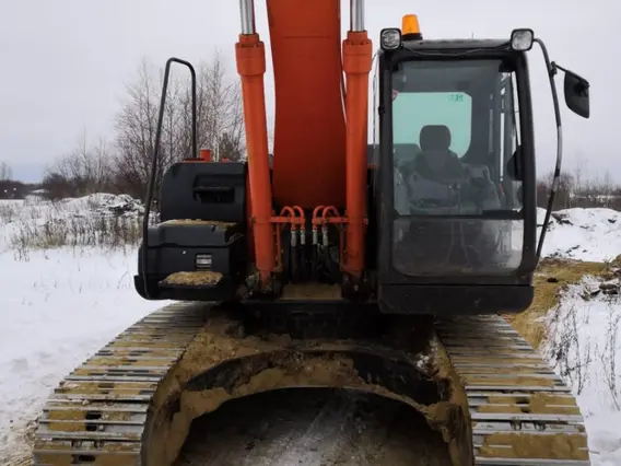 Экскаватор Hitachi ZX240-5G 2014 года б/у фото 9