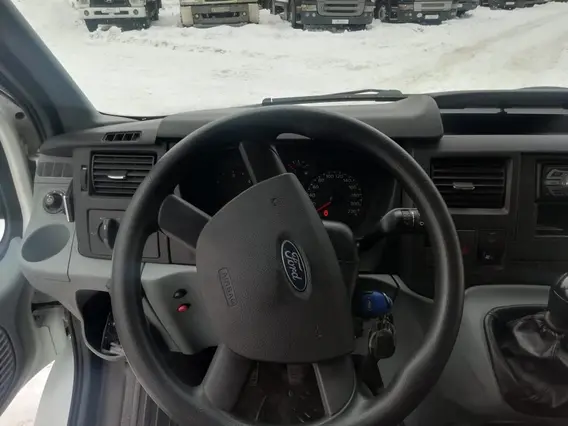 Микроавтобус Ford Transit 2013 года б/у фото 7