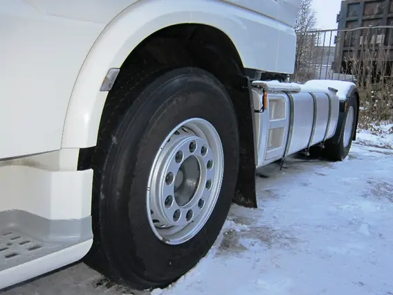 Тягач DAF xf 106.440 2015 года б/у фото 4