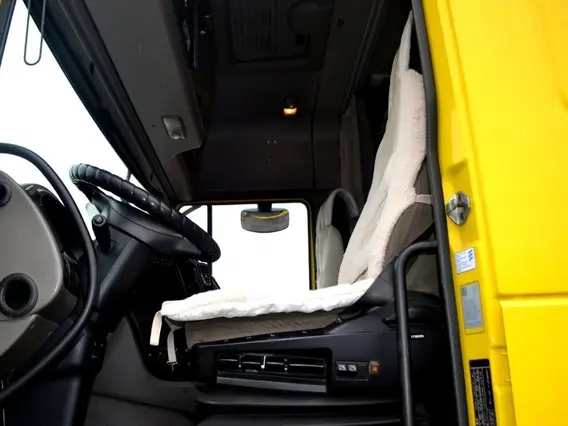 Тягач DAF XF 105 2009 года б/у фото 11