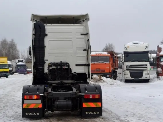 Тягач Volvo FH 2008 года б/у фото 4