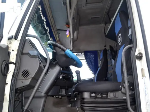 Тягач Volvo FH 2008 года б/у фото 10