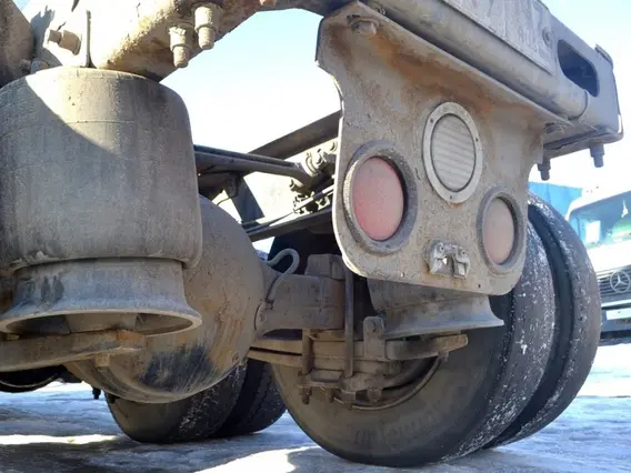 Тягач Freightliner Columbia 2004 года б/у фото 5