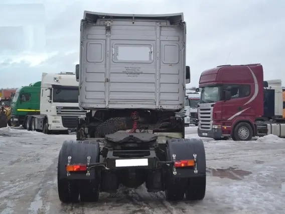 Тягач Renault Magnum 2002 года б/у фото 5
