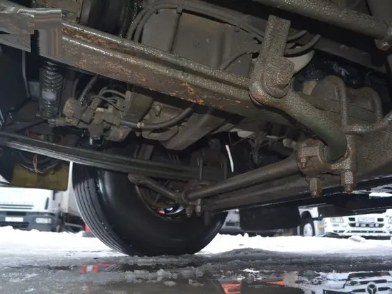 Тягач Renault Magnum 2002 года б/у фото 13
