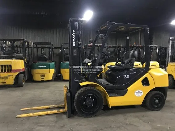 Вилочный погрузчик Komatsu FD30T-17 2012 года б/у