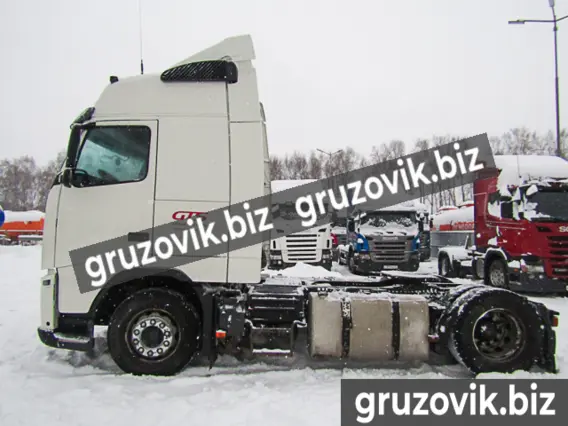 Тягач Volvo FH440 440 года б/у фото 4